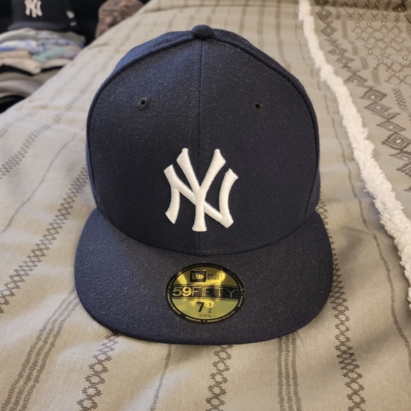 New 59Fifty New York Yankees hat 7 1/2 - Picture 1 of 3
